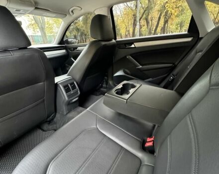 Чорний Фольксваген Пассат, об'ємом двигуна 2 л та пробігом 150 тис. км за 15750 $, фото 3 на Automoto.ua