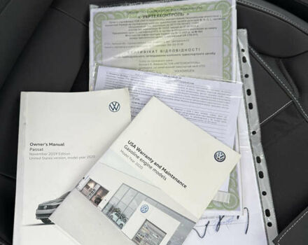 Чорний Фольксваген Пассат, об'ємом двигуна 2 л та пробігом 153 тис. км за 15899 $, фото 60 на Automoto.ua