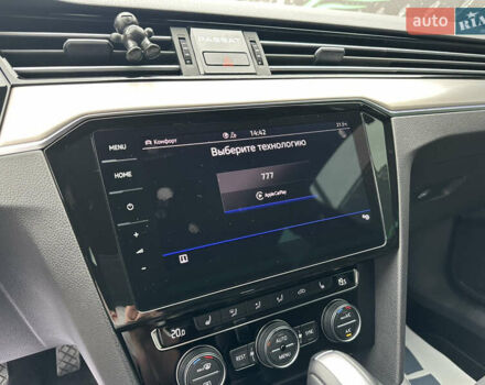 Чорний Фольксваген Пассат, об'ємом двигуна 1.97 л та пробігом 108 тис. км за 34999 $, фото 14 на Automoto.ua