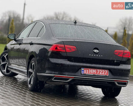 Черный Фольксваген Пассат, объемом двигателя 2 л и пробегом 99 тыс. км за 36500 $, фото 3 на Automoto.ua