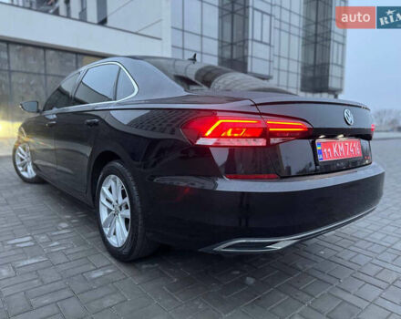 Чорний Фольксваген Пассат, об'ємом двигуна 2 л та пробігом 272 тис. км за 13999 $, фото 10 на Automoto.ua