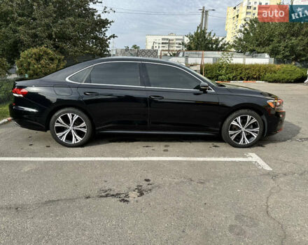 Черный Фольксваген Пассат, объемом двигателя 2 л и пробегом 104 тыс. км за 23500 $, фото 2 на Automoto.ua