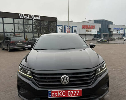 Чорний Фольксваген Пассат, об'ємом двигуна 2 л та пробігом 153 тис. км за 15899 $, фото 3 на Automoto.ua