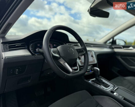 Черный Фольксваген Пассат, объемом двигателя 2 л и пробегом 99 тыс. км за 36500 $, фото 81 на Automoto.ua