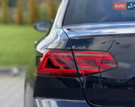 Черный Фольксваген Пассат, объемом двигателя 2 л и пробегом 98 тыс. км за 37700 $, фото 28 на Automoto.ua