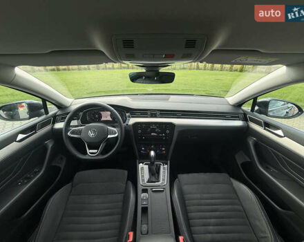 Черный Фольксваген Пассат, объемом двигателя 2 л и пробегом 99 тыс. км за 36500 $, фото 94 на Automoto.ua