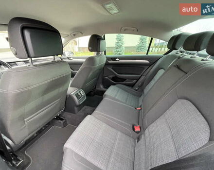 Чорний Фольксваген Пассат, об'ємом двигуна 2 л та пробігом 193 тис. км за 23500 $, фото 96 на Automoto.ua