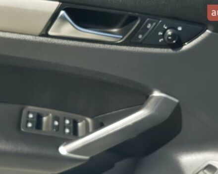 Чорний Фольксваген Пассат, об'ємом двигуна 2 л та пробігом 76 тис. км за 19499 $, фото 19 на Automoto.ua