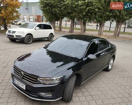 Фольксваген Пассат 2021 у Черкасах на Automoto.ua Чорний Фольксваген Пассат, об'ємом двигуна 2 л та пробігом 67 тис. км за 28500 $, фото 1 на Automoto.ua