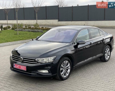Чорний Фольксваген Пассат, об'ємом двигуна 2 л та пробігом 193 тис. км за 23500 $, фото 19 на Automoto.ua