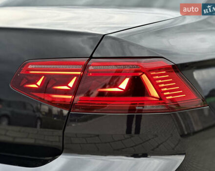 Черный Фольксваген Пассат, объемом двигателя 2 л и пробегом 199 тыс. км за 23990 $, фото 23 на Automoto.ua