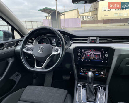 Чорний Фольксваген Пассат, об'ємом двигуна 2 л та пробігом 193 тис. км за 23500 $, фото 113 на Automoto.ua