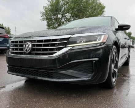 Черный Фольксваген Пассат, объемом двигателя 2 л и пробегом 22 тыс. км за 14200 $, фото 2 на Automoto.ua