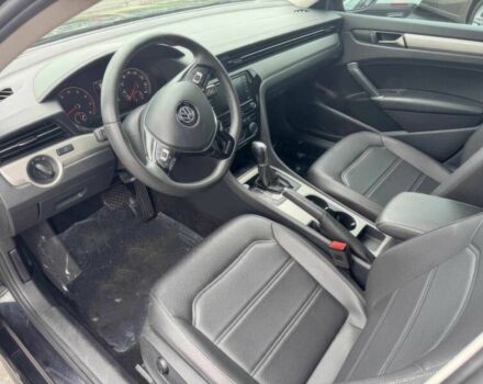 Фольксваген Пассат 2021 у Одесі на Automoto.ua Чорний Фольксваген Пассат, об'ємом двигуна 2 л та пробігом 19 тис. км за 4100 $, фото 8 на Automoto.ua