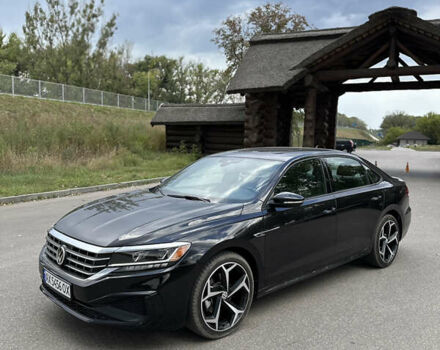 Фольксваген Пассат 2021 у Харкові на Automoto.ua Чорний Фольксваген Пассат, об'ємом двигуна 2 л та пробігом 51 тис. км за 21800 $, фото 19 на Automoto.ua