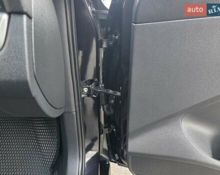 Черный Фольксваген Пассат, объемом двигателя 2 л и пробегом 117 тыс. км за 23777 $, фото 47 на Automoto.ua