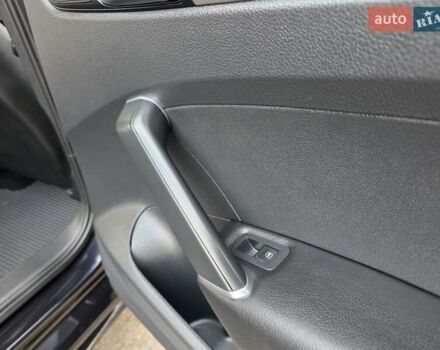 Черный Фольксваген Пассат, объемом двигателя 2 л и пробегом 117 тыс. км за 23777 $, фото 80 на Automoto.ua