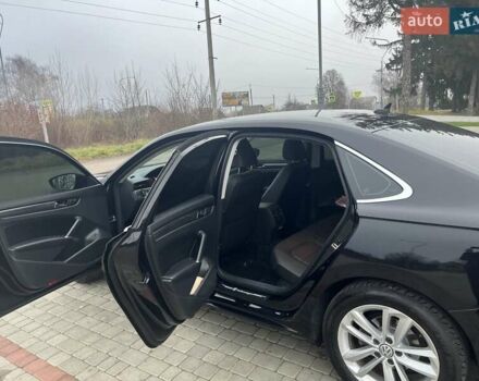 Черный Фольксваген Пассат, объемом двигателя 2 л и пробегом 99 тыс. км за 20100 $, фото 12 на Automoto.ua