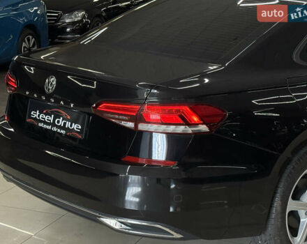 Фольксваген Пассат 2021 в Николаеве на Automoto.ua Черный Фольксваген Пассат, объемом двигателя 1.98 л и пробегом 35 тыс. км за 18599 $, фото 14 на Automoto.ua