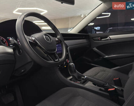 Фольксваген Пассат 2021 в Николаеве на Automoto.ua Черный Фольксваген Пассат, объемом двигателя 1.98 л и пробегом 35 тыс. км за 18599 $, фото 17 на Automoto.ua