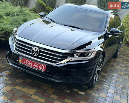 Черный Фольксваген Пассат, объемом двигателя 2 л и пробегом 39 тыс. км за 17499 $, фото 1 на Automoto.ua