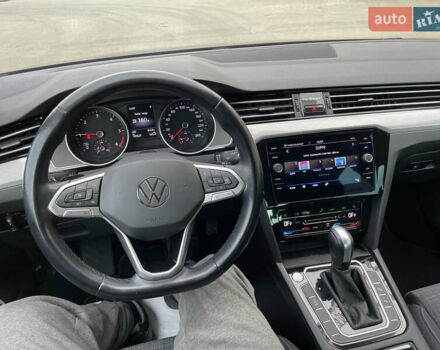 Чорний Фольксваген Пассат, об'ємом двигуна 2 л та пробігом 193 тис. км за 23500 $, фото 156 на Automoto.ua