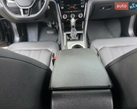 Черный Фольксваген Пассат, объемом двигателя 2 л и пробегом 117 тыс. км за 23777 $, фото 59 на Automoto.ua