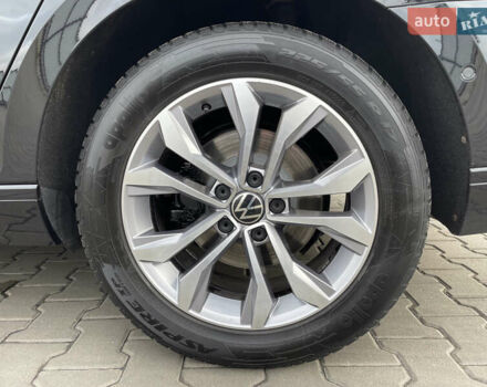 Чорний Фольксваген Пассат, об'ємом двигуна 2 л та пробігом 193 тис. км за 23500 $, фото 72 на Automoto.ua