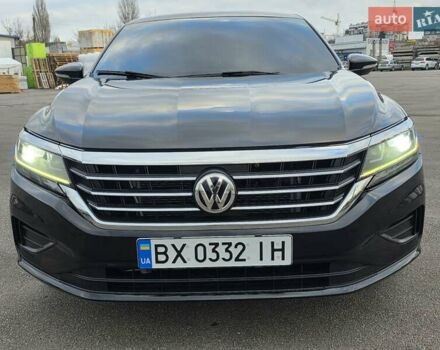 Черный Фольксваген Пассат, объемом двигателя 2 л и пробегом 117 тыс. км за 23777 $, фото 4 на Automoto.ua