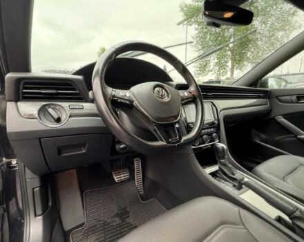 Черный Фольксваген Пассат, объемом двигателя 2 л и пробегом 22 тыс. км за 14200 $, фото 7 на Automoto.ua