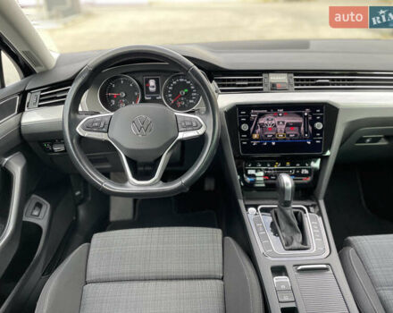 Чорний Фольксваген Пассат, об'ємом двигуна 2 л та пробігом 193 тис. км за 23500 $, фото 110 на Automoto.ua