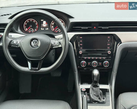 Черный Фольксваген Пассат, объемом двигателя 2 л и пробегом 158 тыс. км за 17900 $, фото 32 на Automoto.ua