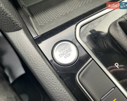 Чорний Фольксваген Пассат, об'ємом двигуна 2 л та пробігом 193 тис. км за 23500 $, фото 140 на Automoto.ua