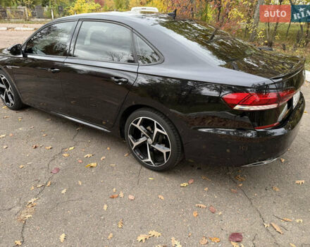 Черный Фольксваген Пассат, объемом двигателя 2 л и пробегом 52 тыс. км за 21499 $, фото 3 на Automoto.ua
