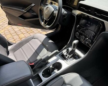 Чорний Фольксваген Пассат, об'ємом двигуна 2 л та пробігом 38 тис. км за 19800 $, фото 16 на Automoto.ua