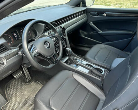 Фольксваген Пассат 2021 у Харкові на Automoto.ua Чорний Фольксваген Пассат, об'ємом двигуна 2 л та пробігом 51 тис. км за 21800 $, фото 8 на Automoto.ua