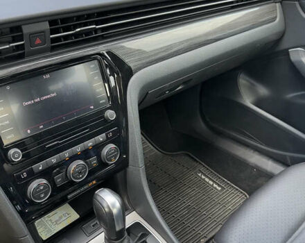 Фольксваген Пассат 2021 у Харкові на Automoto.ua Чорний Фольксваген Пассат, об'ємом двигуна 2 л та пробігом 51 тис. км за 21800 $, фото 10 на Automoto.ua