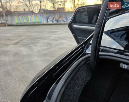 Черный Фольксваген Пассат, объемом двигателя 2 л и пробегом 117 тыс. км за 23777 $, фото 85 на Automoto.ua