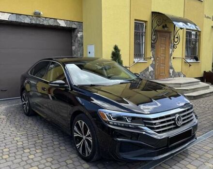 Чорний Фольксваген Пассат, об'ємом двигуна 2 л та пробігом 38 тис. км за 19800 $, фото 4 на Automoto.ua