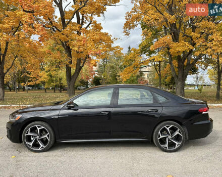 Черный Фольксваген Пассат, объемом двигателя 2 л и пробегом 51 тыс. км за 21650 $, фото 5 на Automoto.ua