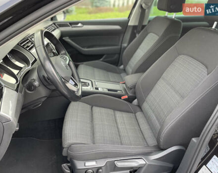 Чорний Фольксваген Пассат, об'ємом двигуна 2 л та пробігом 193 тис. км за 23500 $, фото 117 на Automoto.ua