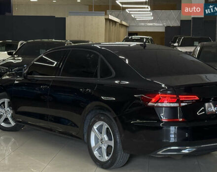 Фольксваген Пассат 2021 в Николаеве на Automoto.ua Черный Фольксваген Пассат, объемом двигателя 1.98 л и пробегом 35 тыс. км за 18599 $, фото 9 на Automoto.ua