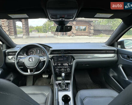 Фольксваген Пассат 2021 у Харкові на Automoto.ua Чорний Фольксваген Пассат, об'ємом двигуна 2 л та пробігом 51 тис. км за 21800 $, фото 13 на Automoto.ua