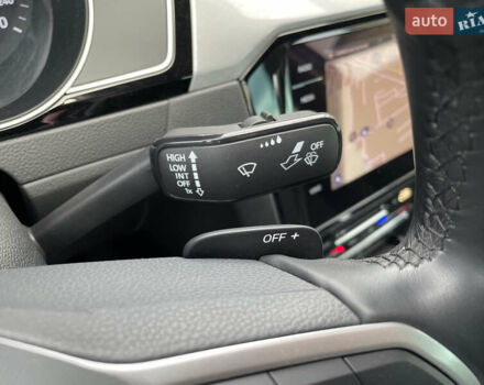 Чорний Фольксваген Пассат, об'ємом двигуна 2 л та пробігом 193 тис. км за 23500 $, фото 143 на Automoto.ua