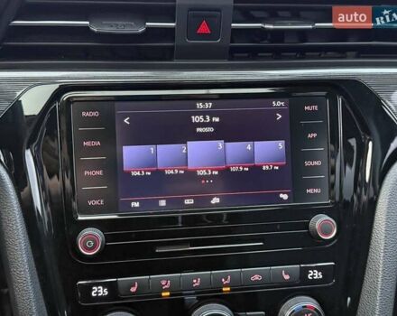 Черный Фольксваген Пассат, объемом двигателя 1.98 л и пробегом 114 тыс. км за 19999 $, фото 17 на Automoto.ua