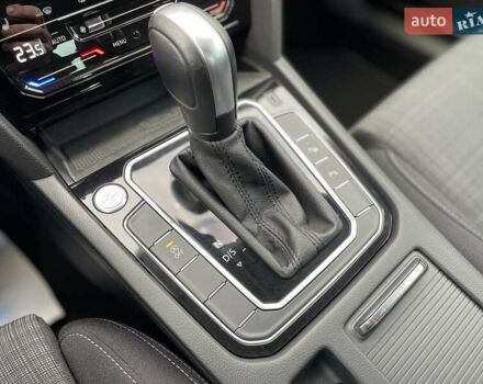 Чорний Фольксваген Пассат, об'ємом двигуна 2 л та пробігом 193 тис. км за 23500 $, фото 128 на Automoto.ua