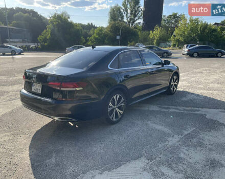 Черный Фольксваген Пассат, объемом двигателя 2 л и пробегом 135 тыс. км за 19500 $, фото 4 на Automoto.ua