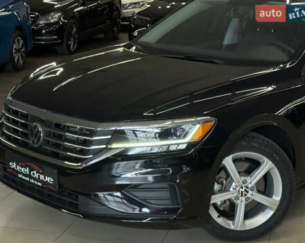 Фольксваген Пассат 2021 в Николаеве на Automoto.ua Черный Фольксваген Пассат, объемом двигателя 1.98 л и пробегом 35 тыс. км за 18599 $, фото 5 на Automoto.ua