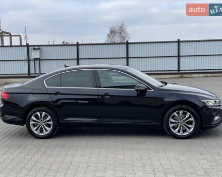 Чорний Фольксваген Пассат, об'ємом двигуна 2 л та пробігом 193 тис. км за 23500 $, фото 53 на Automoto.ua