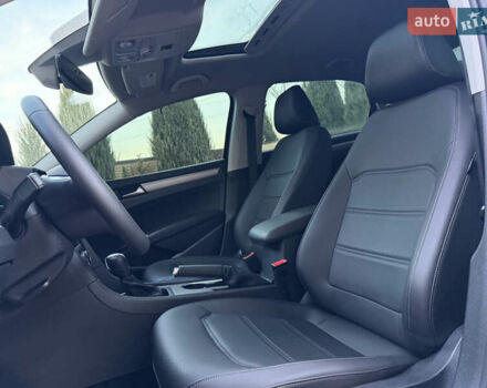 Черный Фольксваген Пассат, объемом двигателя 2 л и пробегом 39 тыс. км за 17499 $, фото 31 на Automoto.ua